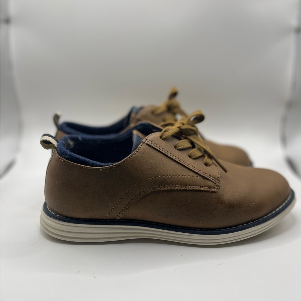 Cat & Jack Tan and Navy Kids Dress Shoes